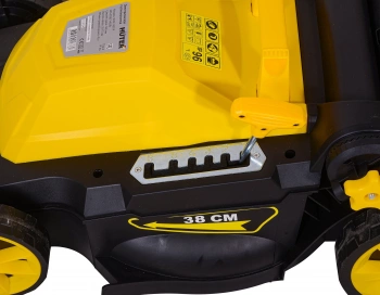 Газонокосилка роторная Huter ELM-1400