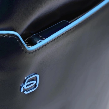 Рюкзак Piquadro Blue Square CA3214B2/BLU2 синий кожа