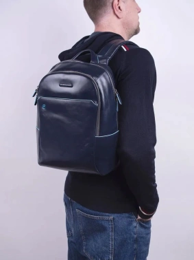 Рюкзак Piquadro Blue Square CA3214B2/BLU2 синий кожа