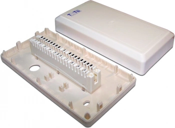 Бокс распределительный Lanmaster TWT-DB10-1P-DIS 10 пар с плинтами светло-серый