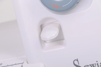 Швейная машина Janome 521