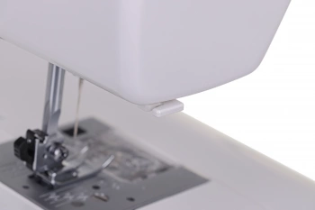 Швейная машина Janome 521