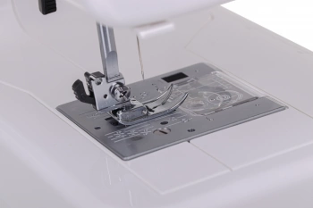 Швейная машина Janome 521