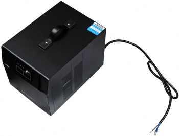 Стабилизатор напряжения Ippon AVR-3000