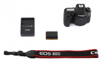 Зеркальный Фотоаппарат Canon EOS 80D