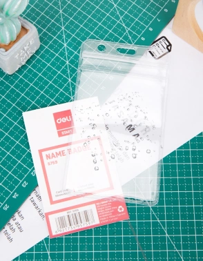 Бейдж для пропуска Deli E5759