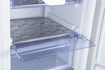 Морозильная камера Beko RFSK266T01W