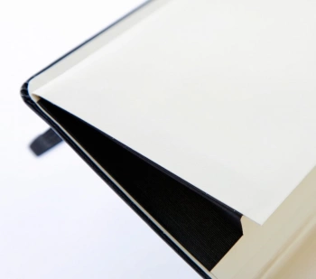 Блокнот Moleskine CLASSIC SOFT QP617 Large 130х210мм 192стр. клетка мягкая обложка черный