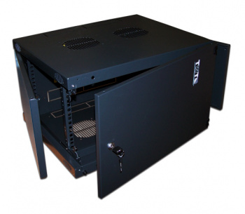 Шкаф коммутационный Lanmaster  Next