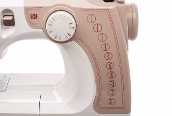 Швейная машина Comfort 20