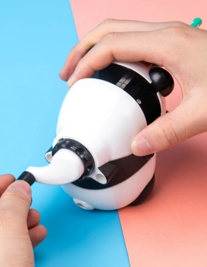 Точилка для карандашей механическая Deli  Панда