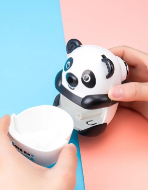 Точилка для карандашей механическая Deli  Панда