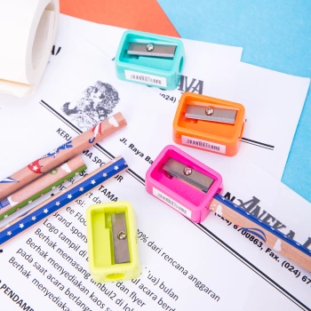 Точилка для карандашей ручная Deli  E0594