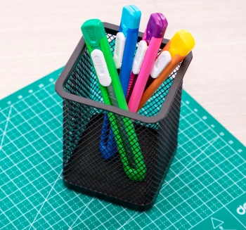 Нож канцелярский Deli E2054