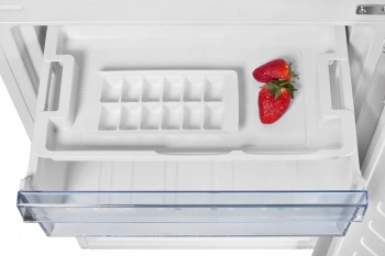 Холодильник Beko RCSK335M20W
