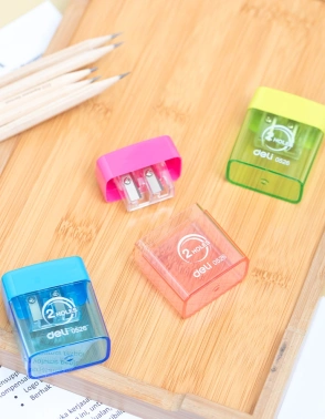 Точилка для карандашей ручная Deli  E0526