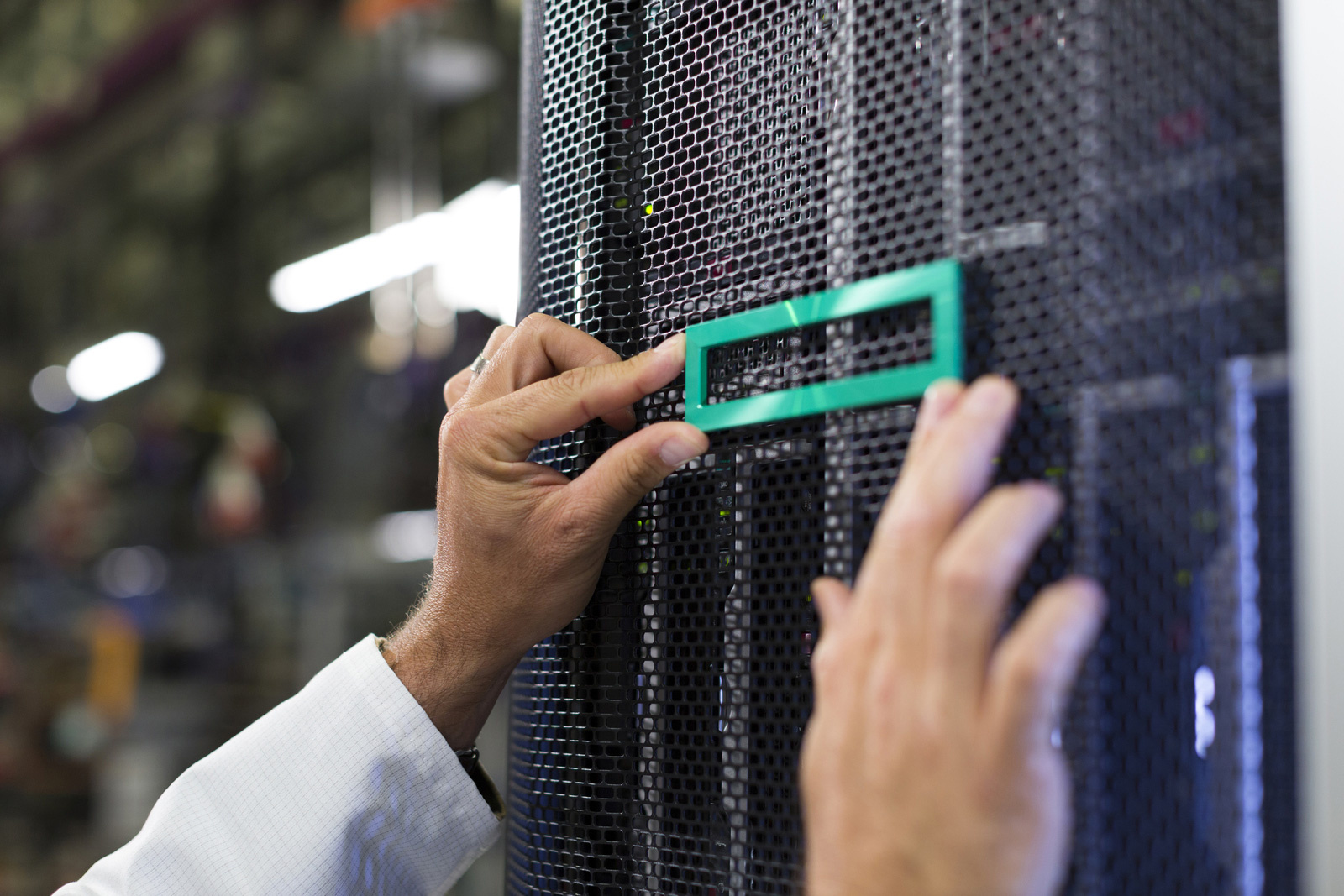  HPE C7975AN