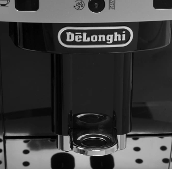 Кофемашина Delonghi Magnifica ECAM22.110.B