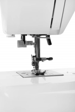 Швейная машина Janome LW-30