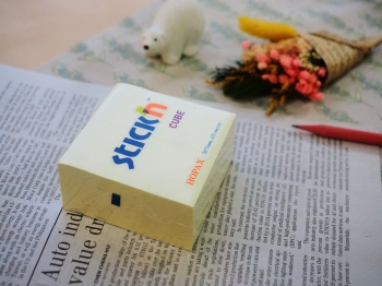 Блок самоклеящийся бумажный Stick`n 21072 76x76мм 400лист. 70г/м2 пастель желтый