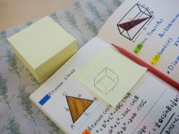 Блок самоклеящийся бумажный Stick`n 21072 76x76мм 400лист. 70г/м2 пастель желтый