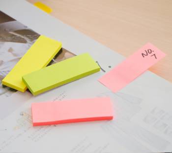 Закладки самокл. индексы бумажные Stick`n 21129 25x76мм 3цв.в упак. 50лист европодвес