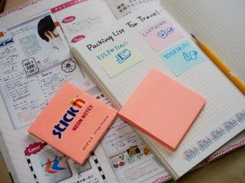 Блок самоклеящийся бумажный Stick`n 21166 76x76мм 100лист. 70г/м2 неон розовый