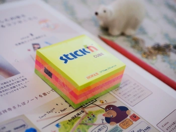 Блок самоклеящийся бумажный Stick`n 21203 51x51мм 250лист. 70г/м2 неон 5цв.в упак.