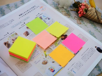 Блок самоклеящийся бумажный Stick`n 21203 51x51мм 250лист. 70г/м2 неон 5цв.в упак.