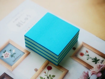 Блок самоклеящийся бумажный Stick`n 21337 51x51мм 250лист. 70г/м2 неон+пастель голубой 2цв.в упак.