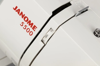 Швейная машина Janome 5500