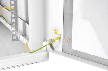 Шкаф коммутационный ЦМО (ШРН-М-12.500) настенный 12U 600x520мм пер.дв.стекл 130кг серый 456мм 21.6кг 180град. 610мм