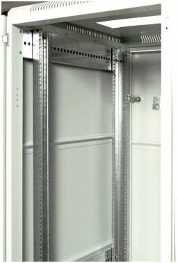 Шкаф коммутационный ЦМО (ШТК-М-22.6.8-1ААА) напольный 22U 600x800мм пер.дв.стекл задн.дв.стал.лист 2 бок.пан. направл.под закл.гайки 600кг серый 655мм 62.7кг 180град. 1140мм
