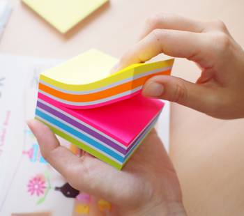 Блок самоклеящийся бумажный Stick`n 21536 76x76мм 400лист. 70г/м2 неон+пастель 4цв.в упак.