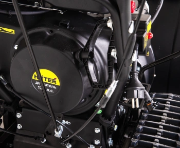 Снегоуборщик бензин. Huter SGC 8100C