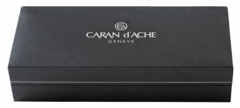 Ручка шариков. Carandache Leman (4789.496) Black lacquered matte SP M черн. черн. подар.кор.