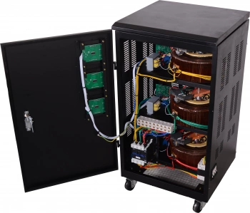 Стабилизатор напряжения Ресанта  ACH-30000/3-ЭМ